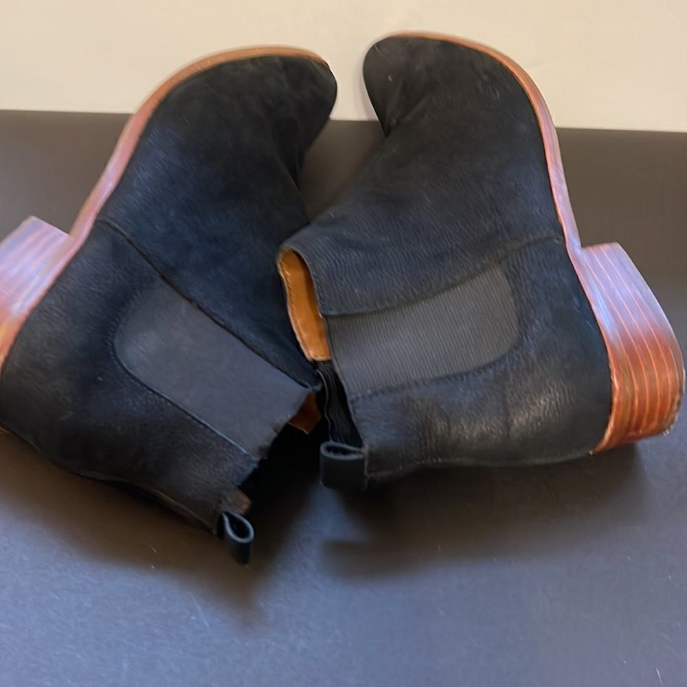 GAP Western Style Leather Booties - Picture 6 of 8